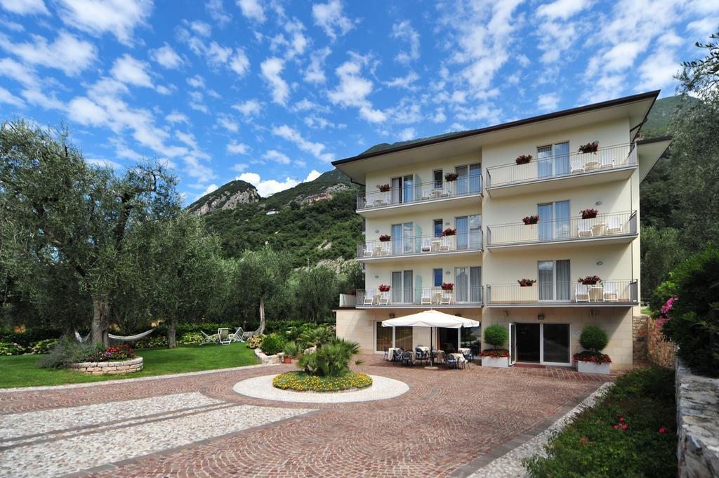 Hotel Garni Orchidea Malcesine Exterior foto